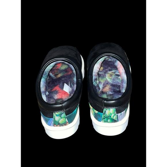 UGG X Extra Butter Collab Tasman Still Life Renaissance Slipper Men Size 12 New - Picture 2 of 10